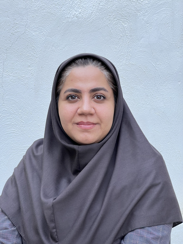 سرکار خانم رجبی دبیر تخصصی درس ریاضی دبیرستان